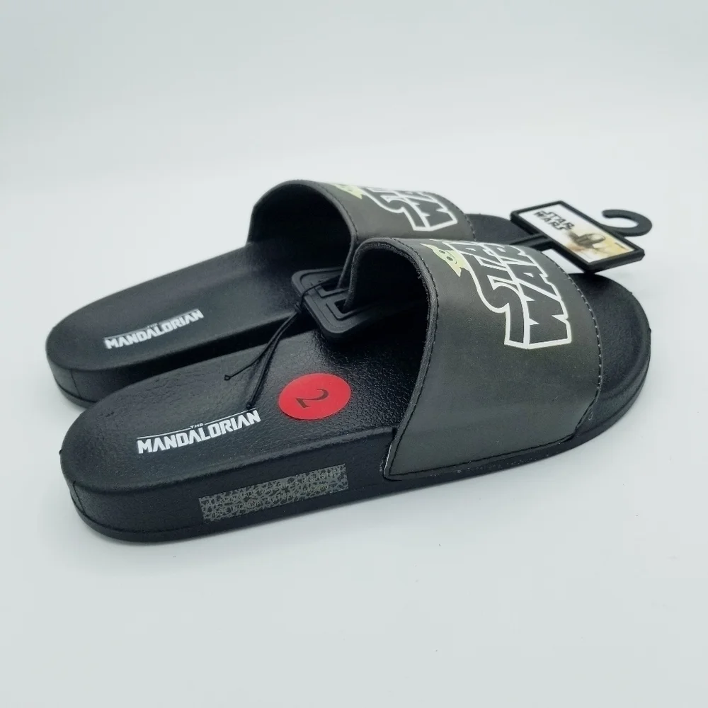 Star Wars Mandalorian Black Slides Sandals NWT Kids size 2